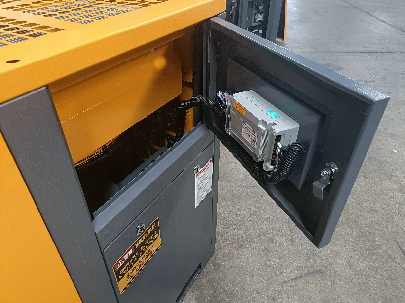 Compressore d'aria rotativo industriale silenzioso a vite raffreddato ad aria 10HP